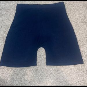 Brandy Melville griffin shorts